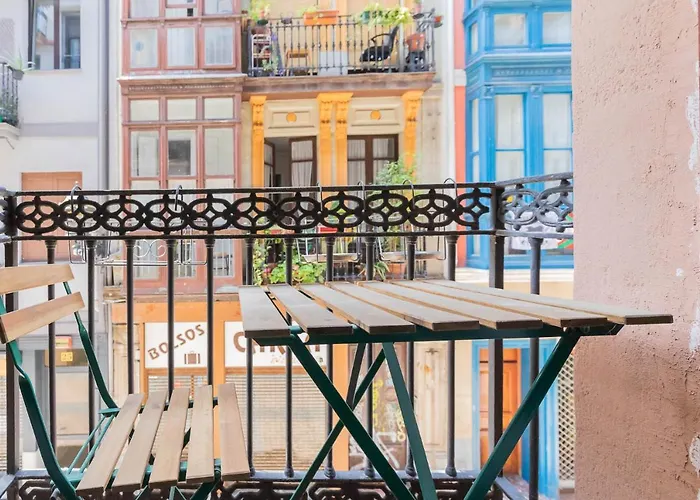 Comfy Old Town By Next Stop *