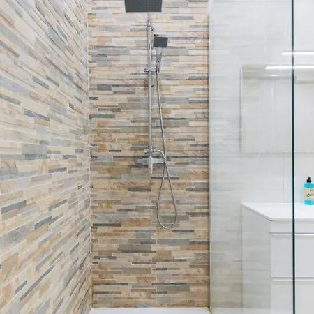 דירה Comfy Old Town By Next Stop